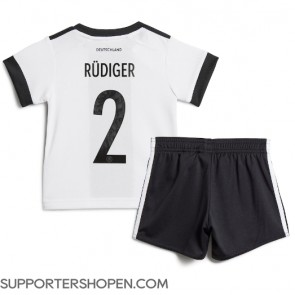 Tyskland Antonio Rudiger #2 Hemmatröja Barn VM 2022 Kortärmad (+ korta byxor)